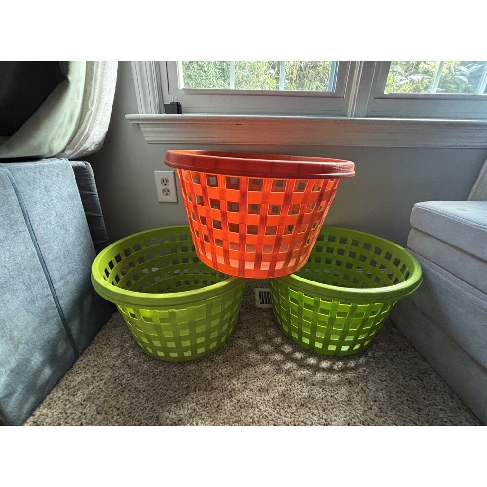 3 Vintage 70’s MCM Rubbermaid Orange avocado green round Laundry Baskets 2966